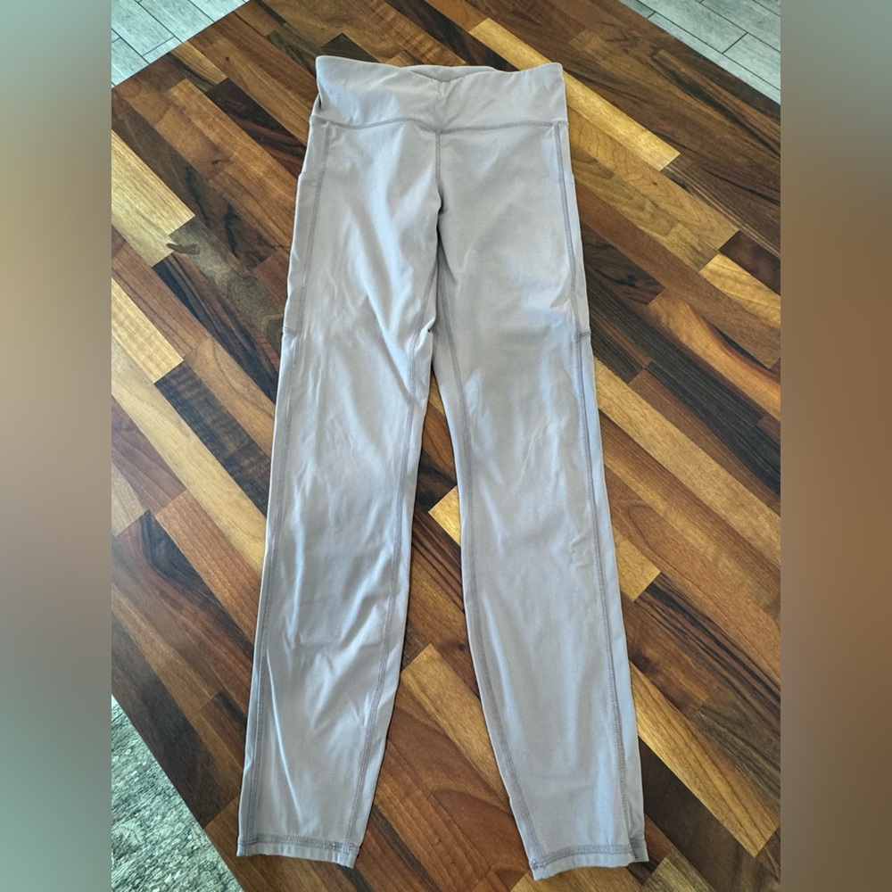 NWOT Vuori Stride Legging Hazel Size S High Rise Pockets Performance
